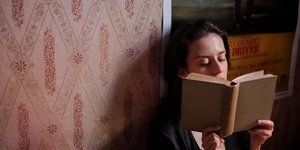 Το ολοκαίνουργιο αστυνομικό μυθιστόρημα που θα διαβάσετε φέτος στην παραλία