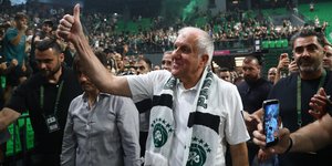 Ο Ζέλικο Ομπράντοβιτς στο T-Center