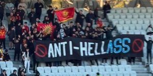 Πανό των Prerston Lions/screenshot
