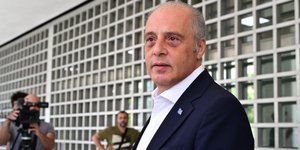 Κυριάκος Βελόπουλος