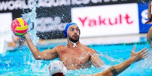 Η Εθνική Ελλάδας νίκησε το Μαυροβούνιο και... πέταξε για ημιτελικά