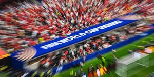 Οπαδοί πριν από την αναμέτρηση του Μουντιάλ 2026 μεταξύ της Πορτογαλίας και της Ισπανίας στο Άρλινγκτον του Τέξας
