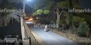 Βίντεο-ντοκουμέντο: Η στιγμή που 50χρονος βάζει φωτιά σε ξερά χόρτα στην Άνοιξη Αττικής