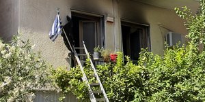 Το διαμέρισμα στο οποίο ξέσπασε φωτιά στα Πατήσια