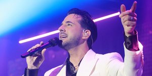 Ο τραγουδιστής Γιώργος Λιβάνης