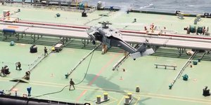 Oι ΗΠΑ χτυπούν το Ιράν σε όλα τα μέτωπα
