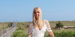 Η Ιβάνκα Τραμπ έκλεψε την παράσταση στο White Party στα Χάμπτονς με λευκό μίνι φόρεμα με κρόσσια