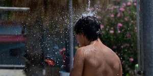 Η δυσκολότερη μέρα του καύσωνα σήμερα 