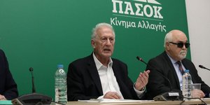 Κώστας Σκανδαλίδης, Γιάννης Βαρδακαστάνης