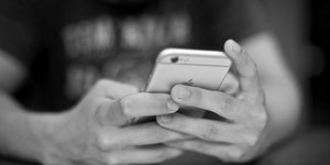 Ανοίγετε το κινητό και ξεχνάτε τι θέλατε να κάνετε; Υπάρχει ψυχολογική εξήγηση