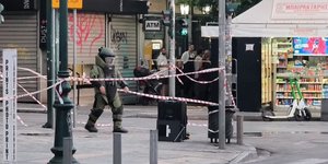 Λήξη συναγερμού στο Μοναστηράκι - Τουρίστας ξέχασε τη βαλίτσα