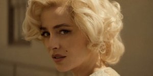 Η Ντακότα Τζόνσον ως η Μέριλιν Μονρόε/Φωτογραφία Instagram: Genesis