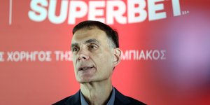 Ο Γιώργος Μπαρτζώκας στη συνέντευξη Τύπου για την Superbet
