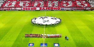 Η ομάδα του Ολυμπιακού σε αγώνα Champions League