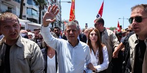 O Οζγκιούρ Οζέλ, τέως ηγέτης του Ρεπουμπλικανικού Λαϊκού Κόμματος (CHP) στην Τουρκία