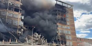 Πυρκαγιά σε μια αποθήκη στο Ζλιν, στην Τσεχία