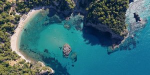 Η μαγευτική παραλία Αλωνάκι Φαναρίου στην Πρέβεζα