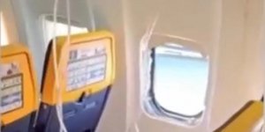 Broken window on a Ryanair flight 