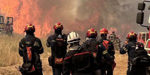 Έλληνες πυροσβέστες συνδράμου στο έργο κατάσβεσης πυρκαγιών στη νότια Γαλλία