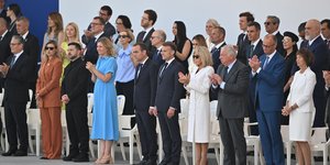 Τα λουκ των πρώτων κυριών από την παρέλαση για την Ημέρα της Βαστίλης