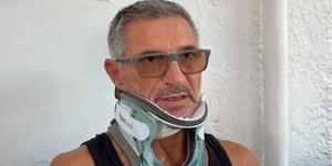 Με ειδικό κολάρο ο Σέρβος που βρέθηκε έξω από το παράθυρο αεροπλάνου της Ryanair