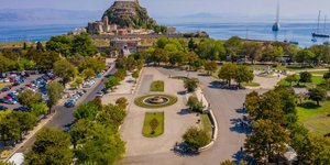 Η μεγαλύτερη πλατεία στα Βαλκάνια είναι ελληνική