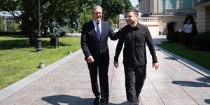 Ο Βολοντίμιρ Ζελένσκι υποδέχθηκε στο Κίεβο τον απερχόμενο Βρετανό πρωθυπουργό, Κιρ Στάρμερ