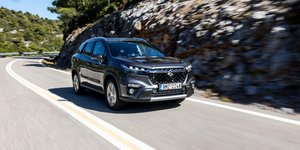 Suzuki S-Cross
