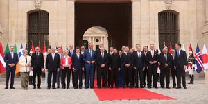 Οι ηγέτες των κρατών που συγκροτούν τη Συμμαχία των Προθύμων υπέρ της Ουκρανίας