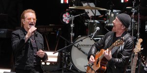 U2