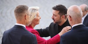 Ούρσουλα φον ντε Λάιεν, Βολοντίμιρ Ζελένσκι 