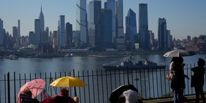 Η Αμερική γιορτάζει την 4η Ιουλίου, εν μέσω καύσωνα