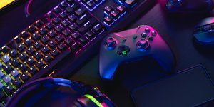 Χειριστήρια και πληκτρολόγια για gaming