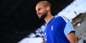 Ο Παντελής Χατζηδιάκος πριν από αγώνα της εθνικής