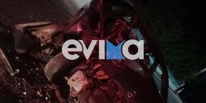 Αυτοκίνητο καρφώθηκε σε δέντρο στην Εύβοια 