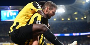 Ο Βάργκα και ο Κοϊτά στην αναμέτρηση της ΑΕΚ με τη Λέφσκι Σόφιας
