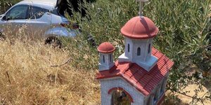 Εκκλησάκι στη μνήμη της οικογένειας από τη Μολδαβία