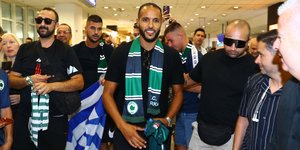 Ο Ελ Αραμπί στο αεροδρόμιο για τη Μαρκό