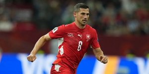 Ο Φρόιλερ με τη φανέλα της Ελβετίας