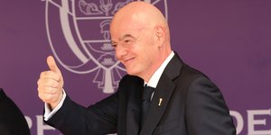 Σε δύσκολη θέση ο πρόεδρος της FIFA, Τζιάνι Ινφαντίνο