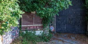 Η είσοδος του υποτιθέμενου αρχαιοελληνικού θεάτρου