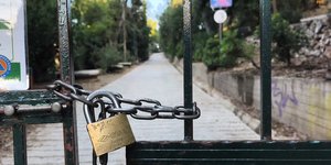 Σε «κόκκινο» συναγερμό η Αττική, έκλεισαν Λυκαβηττός, Πεδίον του Άρεως και λόφοι