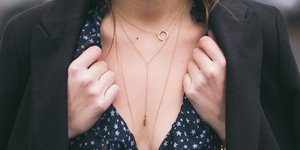 Τι σημαίνει να μην φοράς κολιέ/Φωτογραφία Shutterstock
