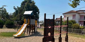 Προσωρινή αναστολή λειτουργίας των παιδικών χαρών 