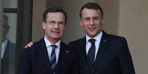 Ο Εμανουέλ Μακρόν με τον Σουηδό πρωθυπουργό, Ουλφ Κρίστερσον 