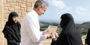 Στην Ιερά Μονή Μεταμορφώσεως του Σωτήρος στα Χανιά ο Κυριάκος Μητσοτάκης