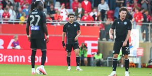 Οι παίκτες του ΠΑΟΚ απογοητευμένοι στο παιχνίδι με την Μπραν