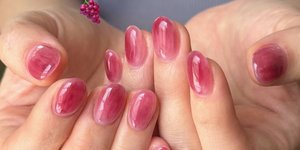 Η νέα τάση στα νύχια από την Κορέα λέγεται «Grape Peel Nails»