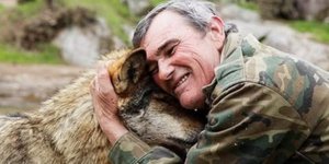 Ο Μάρκος Ροντρίγκεθ Παντόχα έζησε ως παιδί επί 11 χρόνια μαζί με λύκους