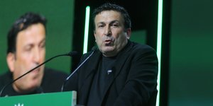 Ο Στέφανος Παραστατίδης 